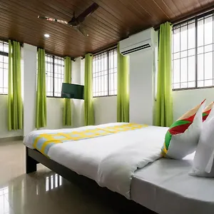 Oyo Home 49697 Aj Apartments Guest house Kochi